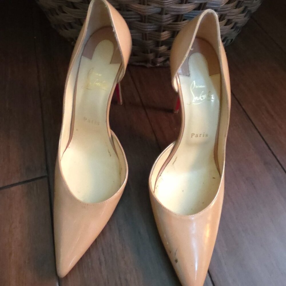Irizia 100MM Pumps ( Pre-owned)
